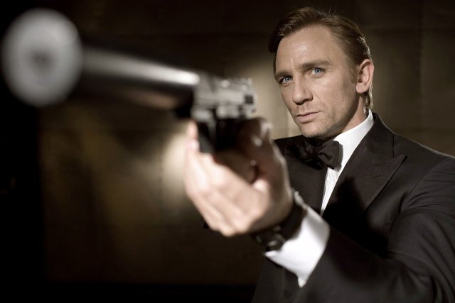 james bond daniel craig