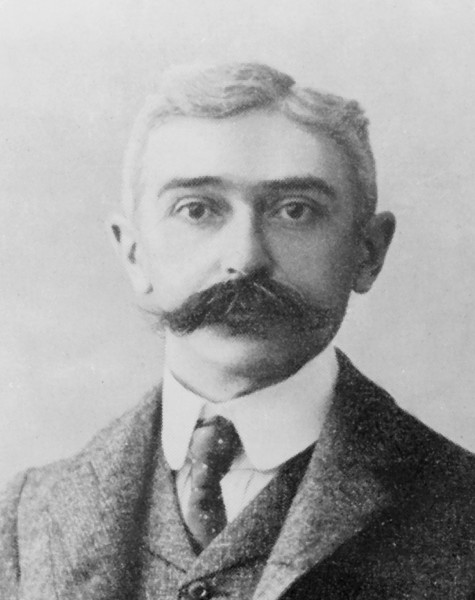 Baron_Pierre_de_Coubertin_cropped
