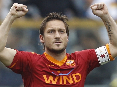 L'emblématique capitaine de la Roma est une légende qui n'a jamais touché ne serrait se que le podium du Ballon d'Or...